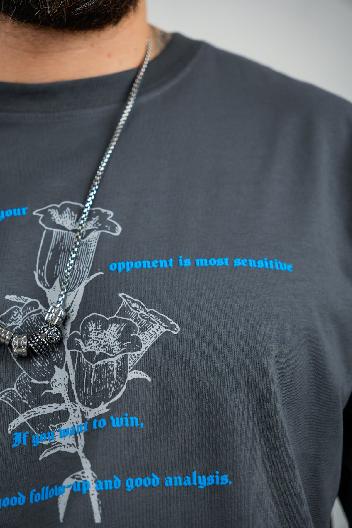 TRICOU PREMIUM GRI "THE KINGDOM"