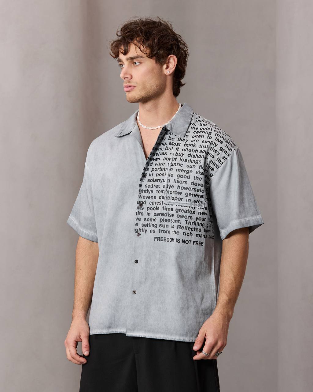 CAMASA OVERSIZED GRI WASHED "SPLIT STATEMENT"